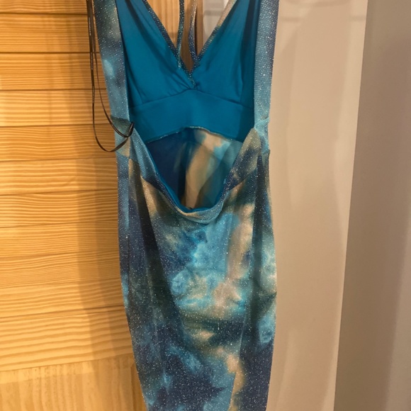 COPY - Sparkly blue dress - Picture 2 of 2